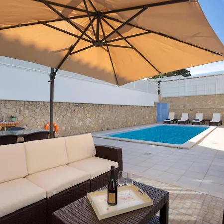 빌라 Mathilda By Interhome *